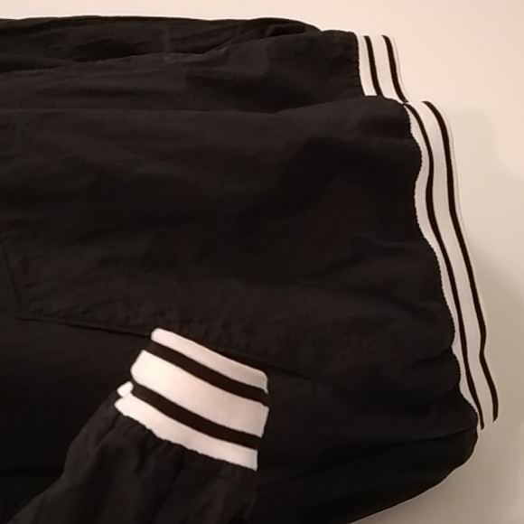 Nike, Vintage Windbreaker - Picture 4 of 6